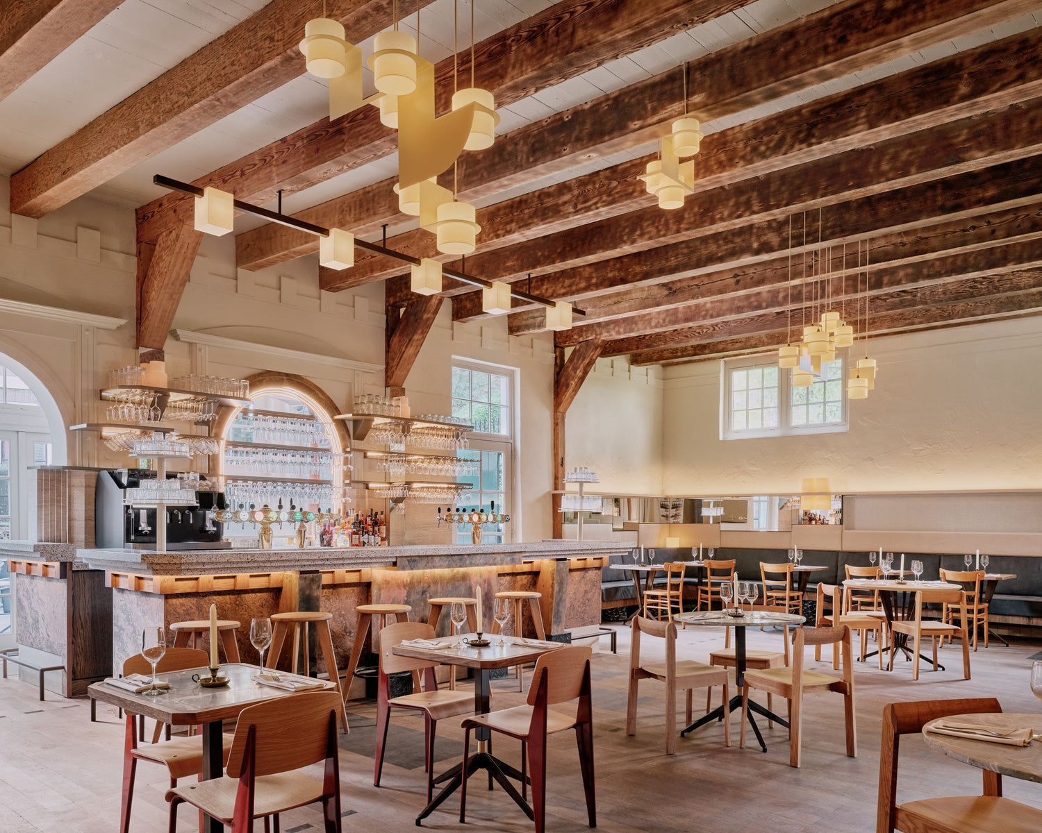 Restaurants & Bars