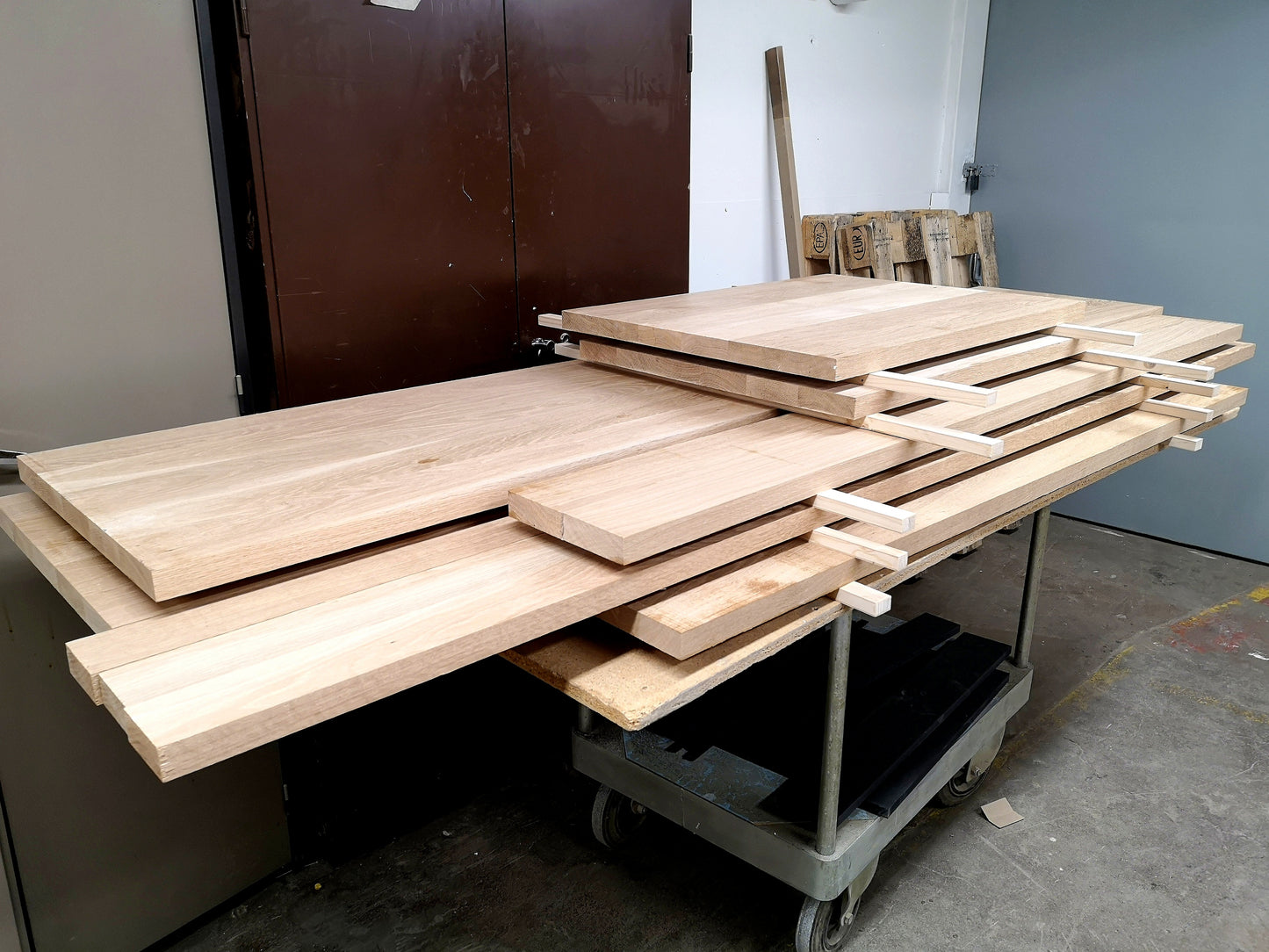 Oak Table
